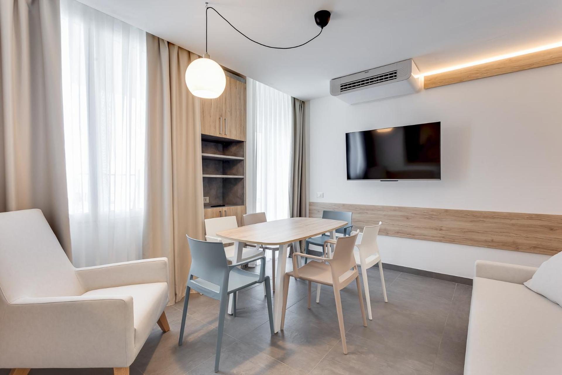 Hotel Cavalluccio Marino Santa Marinella Habitación foto