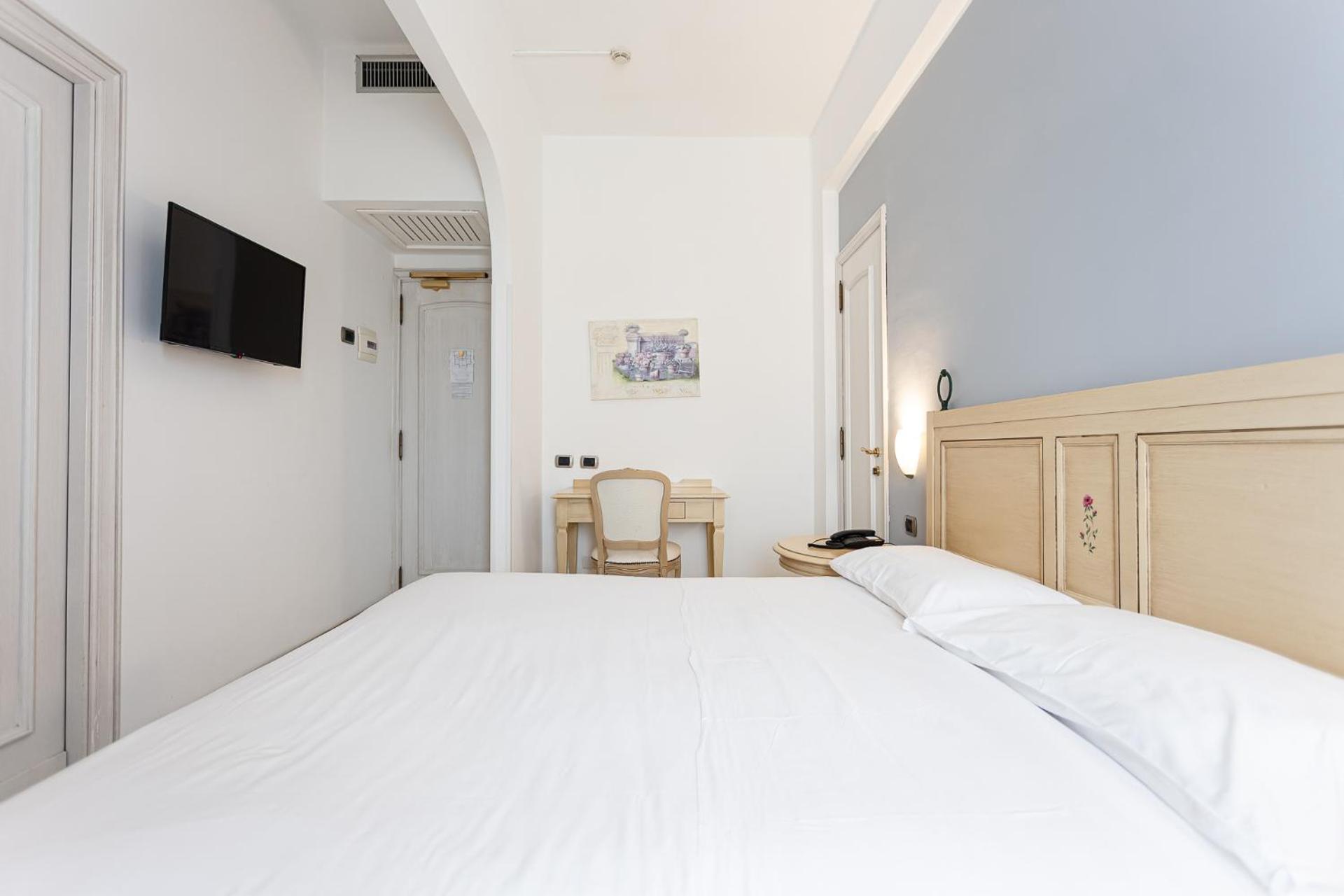 Hotel Cavalluccio Marino Santa Marinella Habitación foto